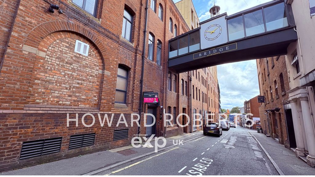 Property photo 1 of 20