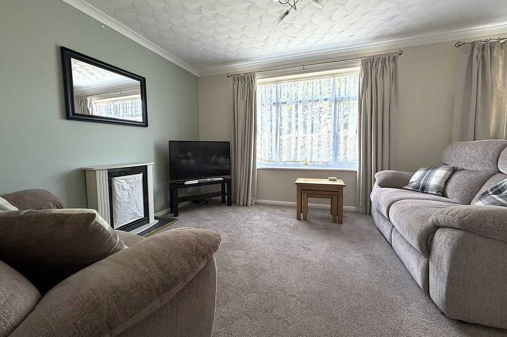 Property photo 2 of 14 Gallery