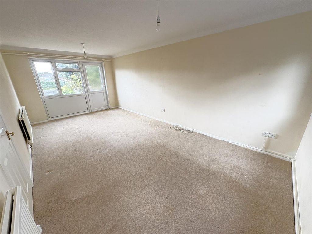 Property photo 2 of 13 Img_2935.Jpeg