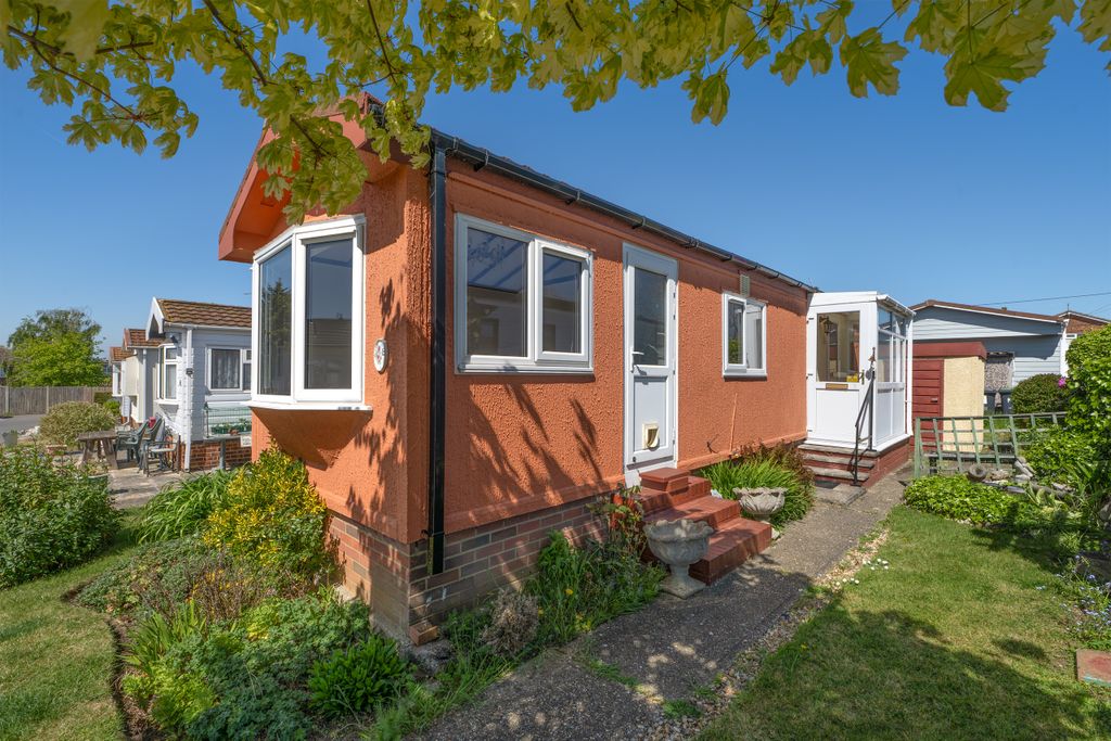 Property photo 1 of 12 Exterior