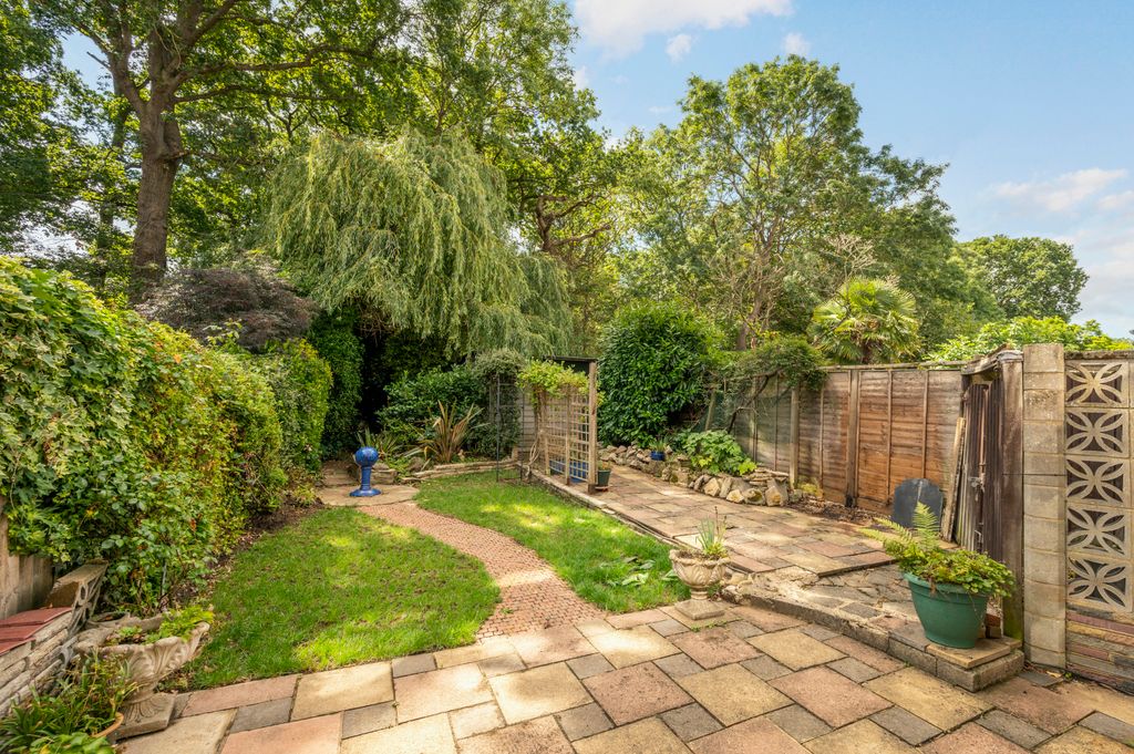 Property photo 3 of 17 Picture No. 05