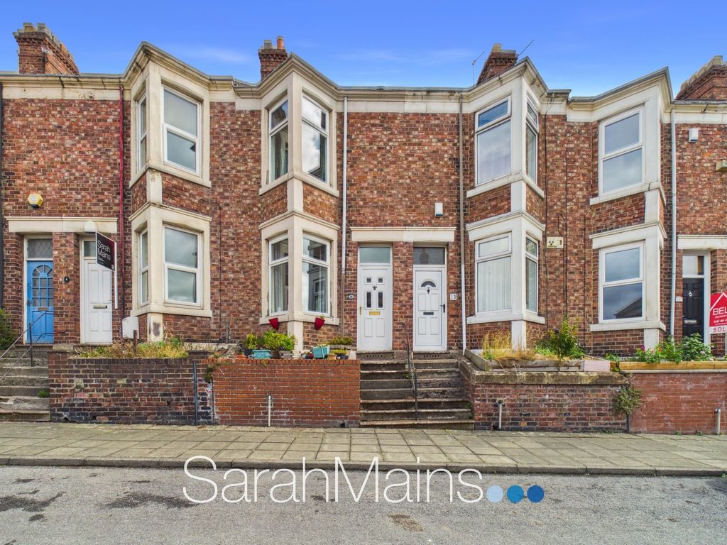Property photo 1 of 10 External