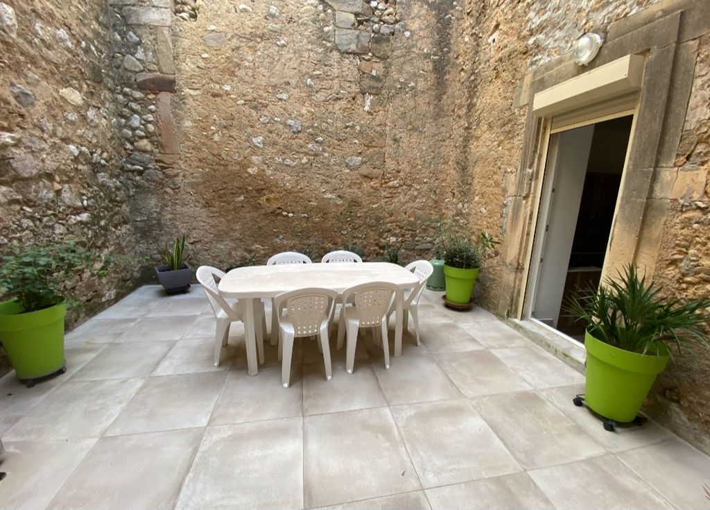 Property photo 2 of 32