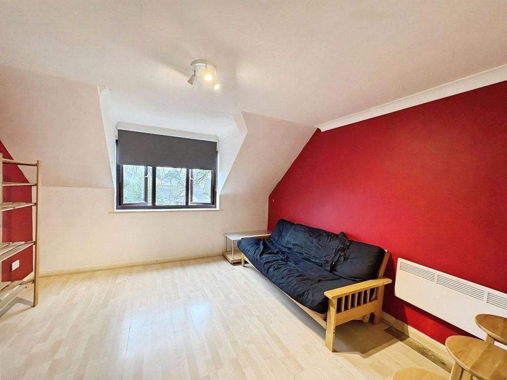 Property photo 2 of 8 Reception Room