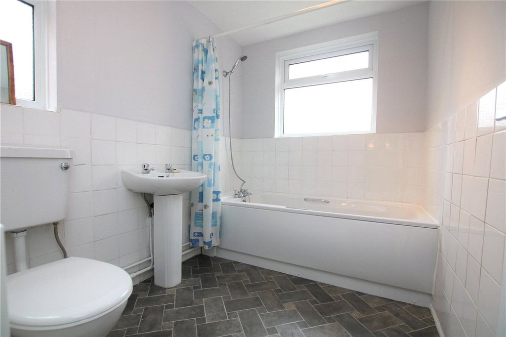 Property photo 3 of 9 Picture No. 08