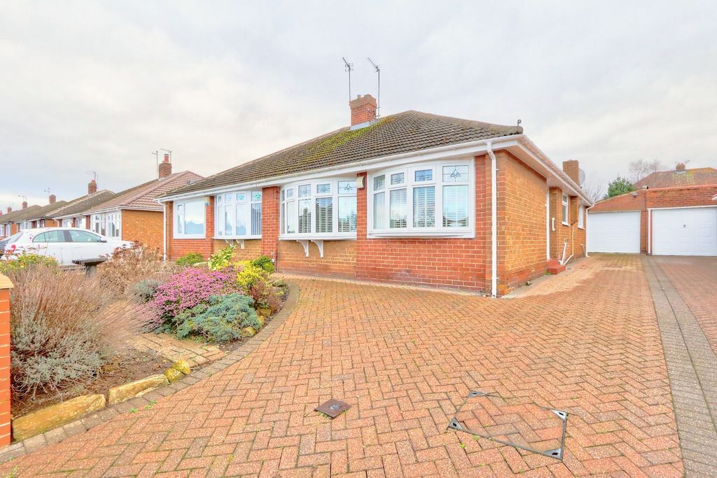 2 bed semi-detached bungalow for sale Normanby