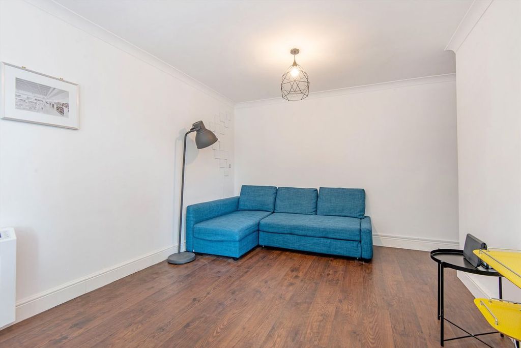 Property photo 3 of 5