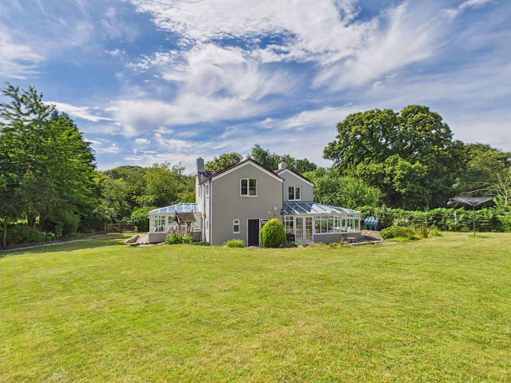 Property photo 1 of 44