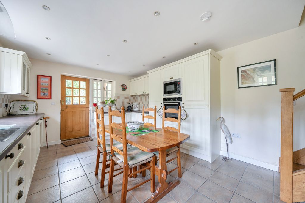 Property photo 3 of 24 1511323 (12)