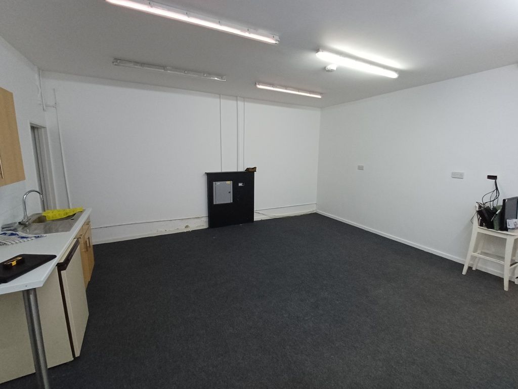 Property photo 3 of 5 Photo 1