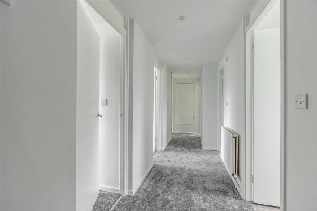 Property photo 2 of 12 83Wg (9 Of 12).Jpg