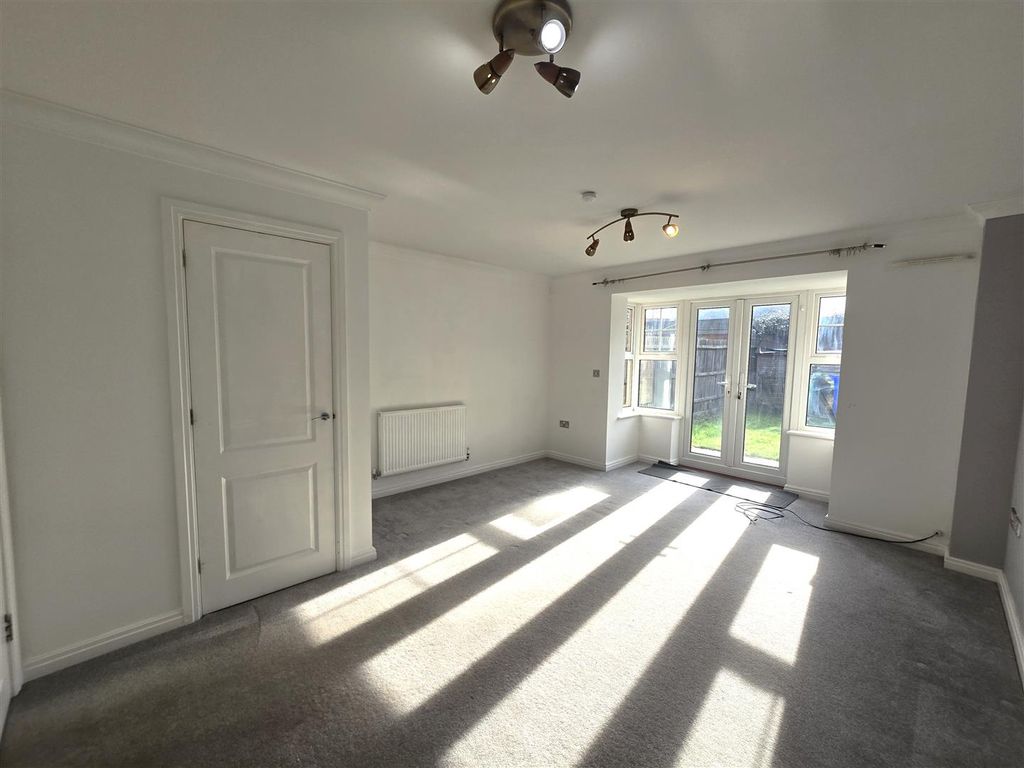 Property photo 3 of 14 1000115954.Jpg