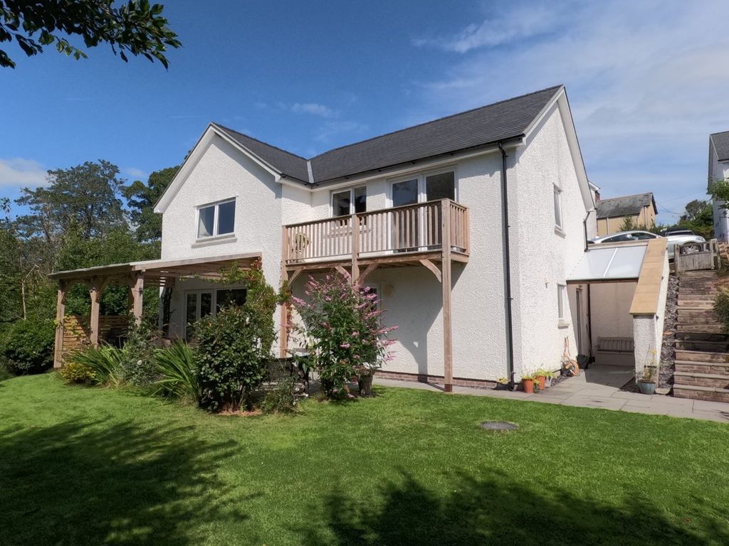 Property photo 1 of 61