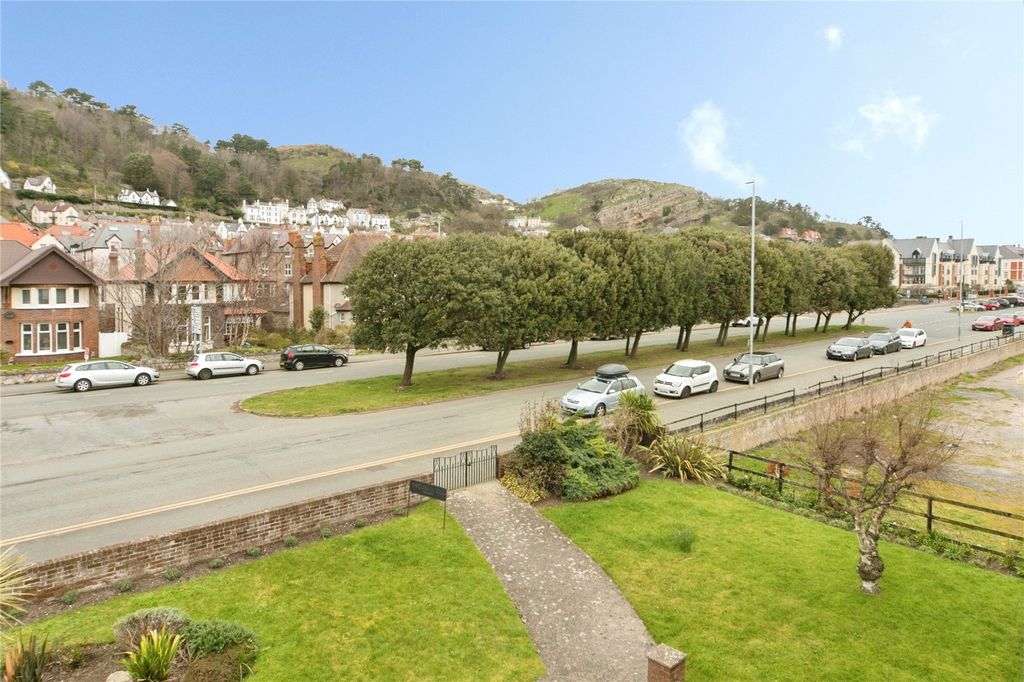 Additional image 22 of 2 bed flat for saleGloddaeth Avenue, Llandudno, Conwy LL30