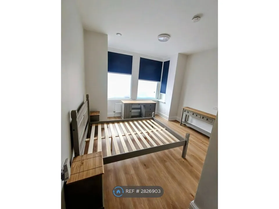 Apartment in Hull, Dairycoates, Kingston upon Hull - View 3