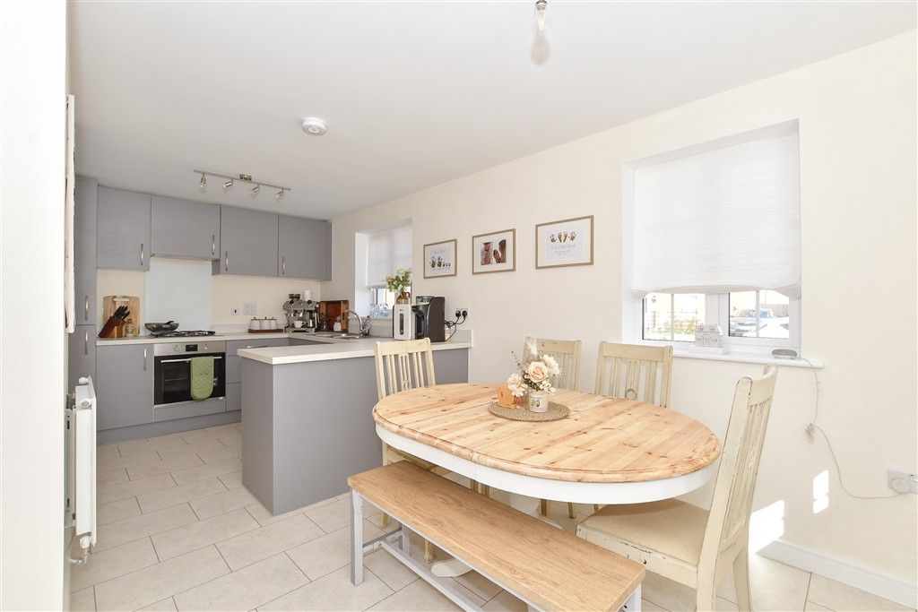 Property photo 1 of 14 Kitchen/Dining Room