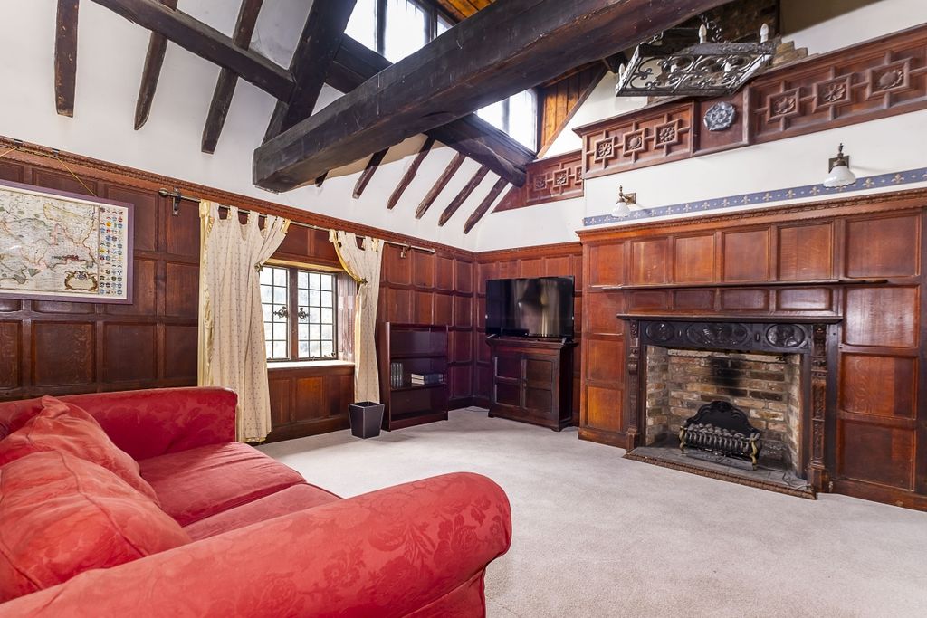 Property photo 2 of 15