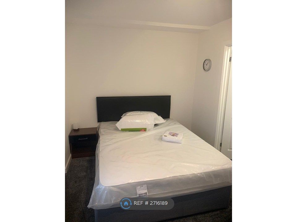 Property photo 1 of 3