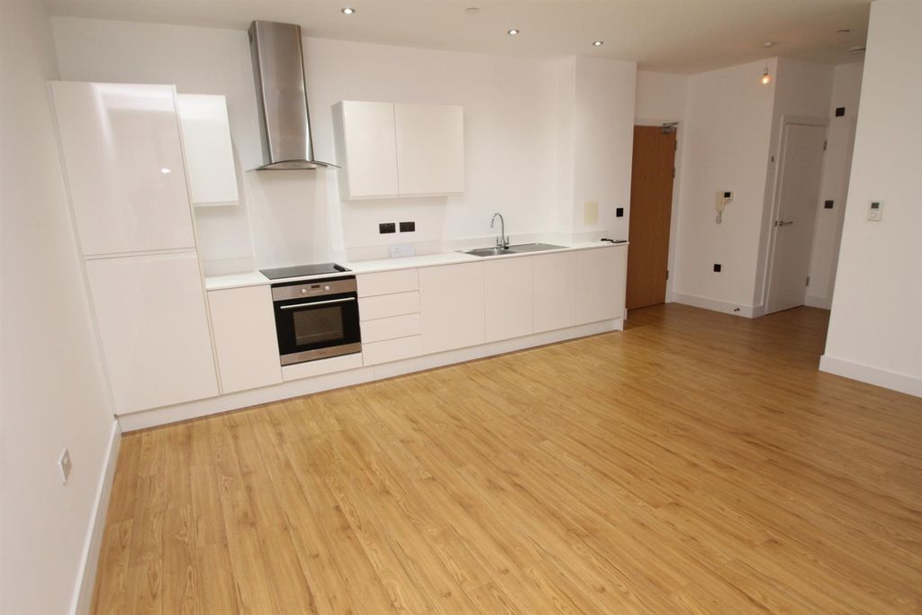 Property photo 2 of 6 Img_9836.Jpg