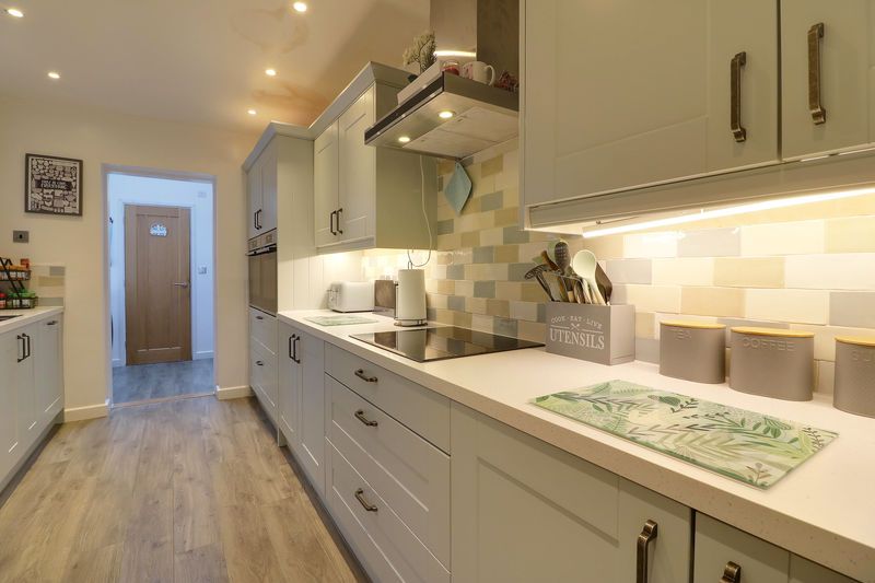 Property photo 2 of 22 Kitchen