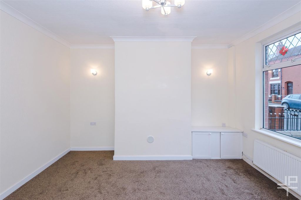 Property photo 3 of 29 18Clarencestreet-Jpt-37.Jpg