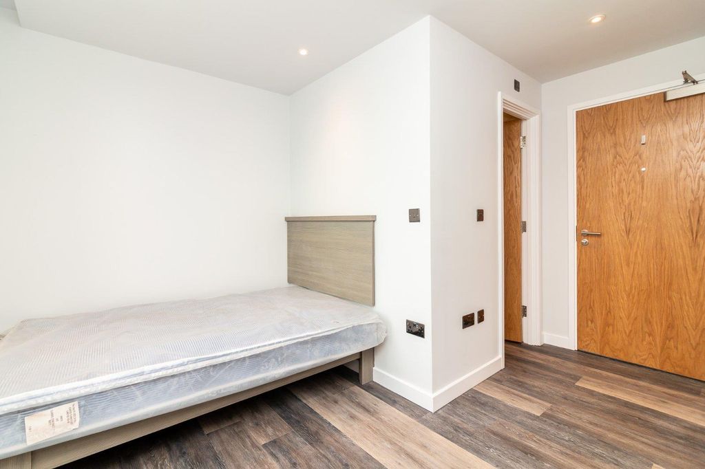 Property photo 3 of 19 4.Jpg