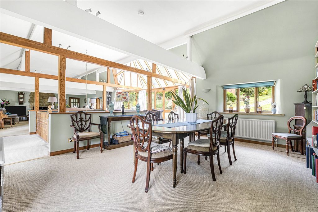 Property photo 3 of 17 Dining Area