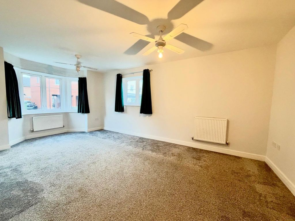 Property photo 3 of 10 Reception Room