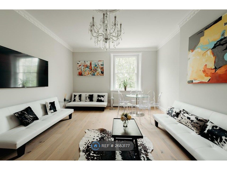 Property photo 1 of 7 Living/Kitchen