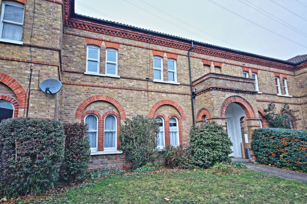 Property photo 1 of 4