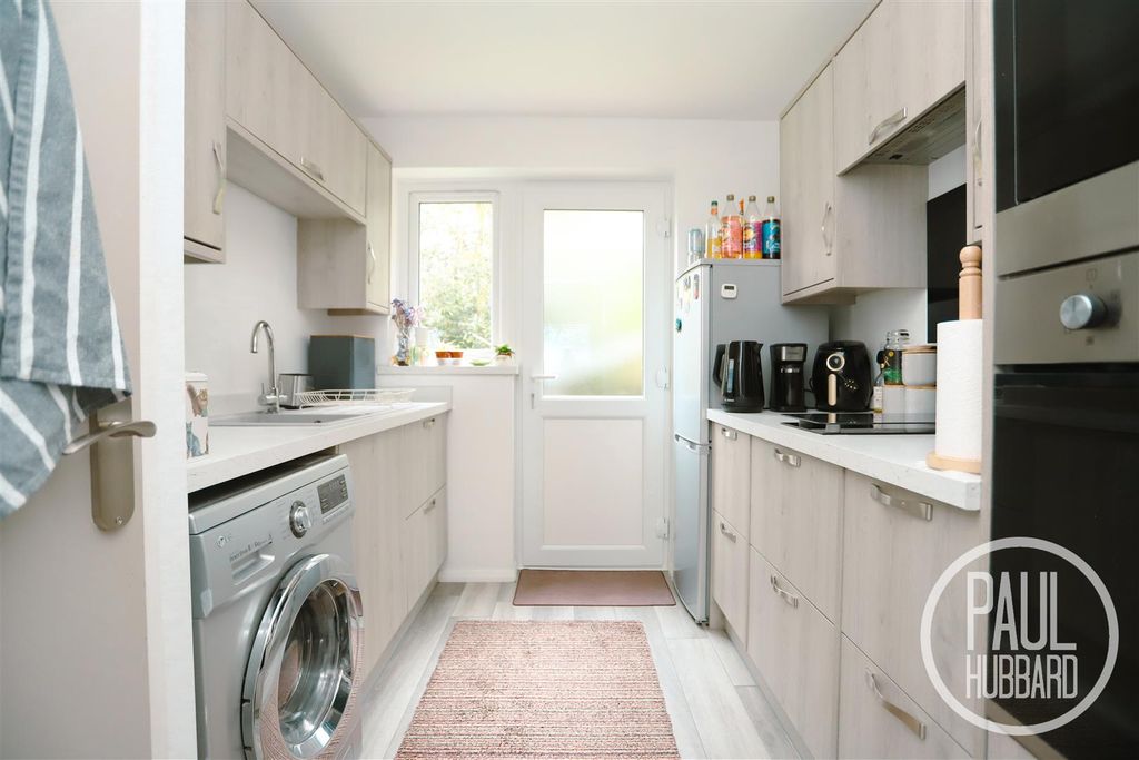 Property photo 3 of 10 Img_0786.Jpg