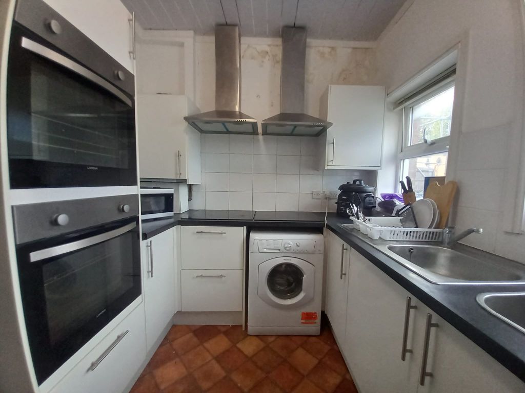 Property photo 2 of 3