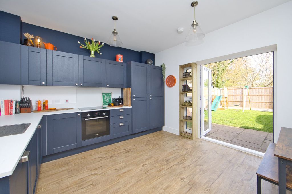 Property photo 2 of 17 Picture 2