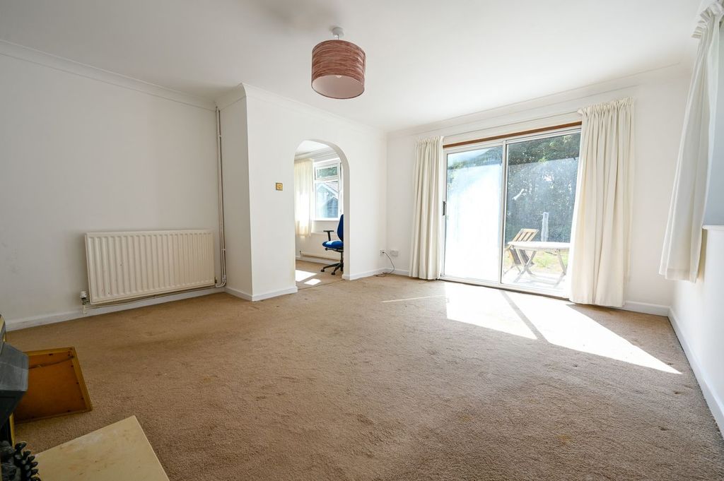Property photo 3 of 15