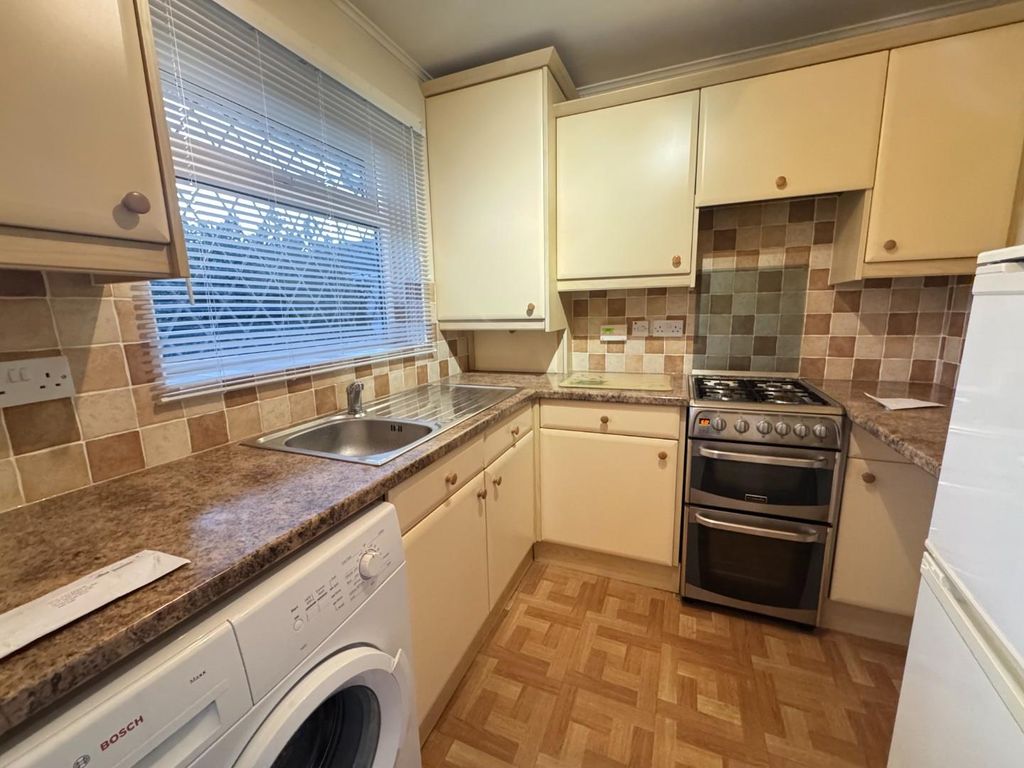 Property photo 3 of 9 Kitchen.Jpg