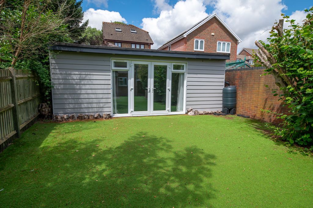 Property photo 3 of 18 Photo 19