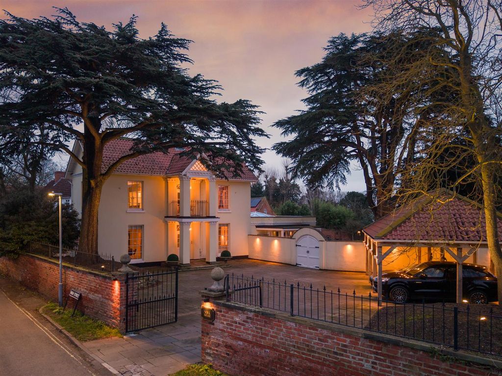 Property photo 3 of 76 Exterior And Gardens