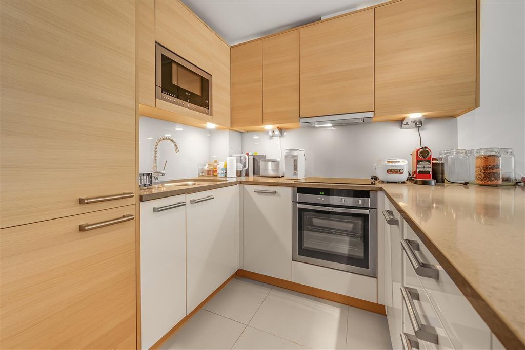 Property photo 3 of 13 Kitchen