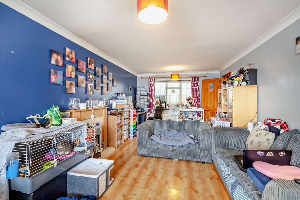 Property photo 3 of 7