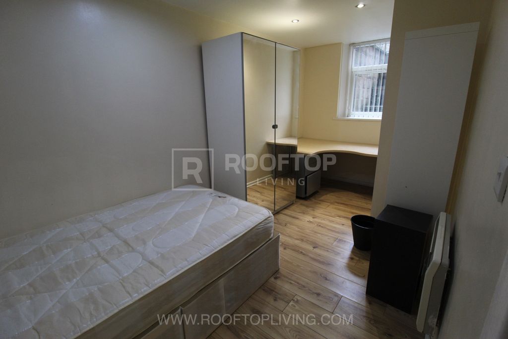 Property photo 3 of 7 Property Photo