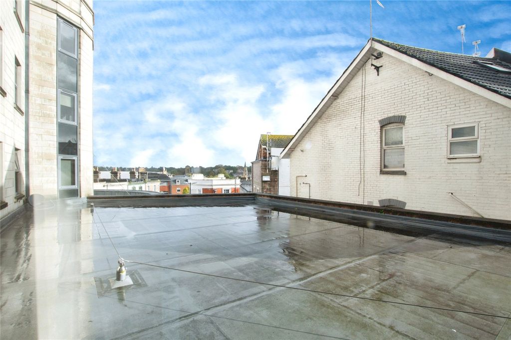 Property photo 3 of 16 Picture No. 03