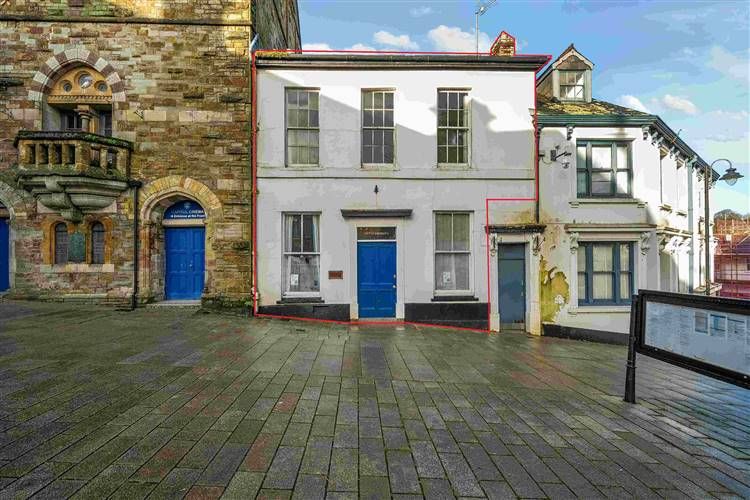 Property photo 1 of 17