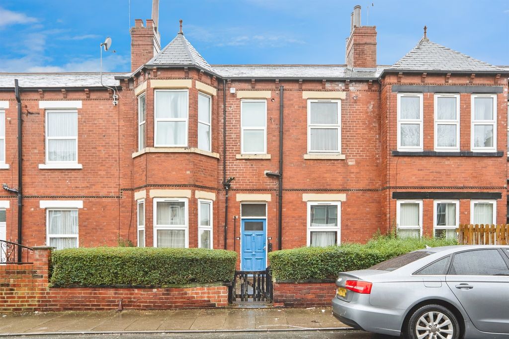 Property photo 1 of 13