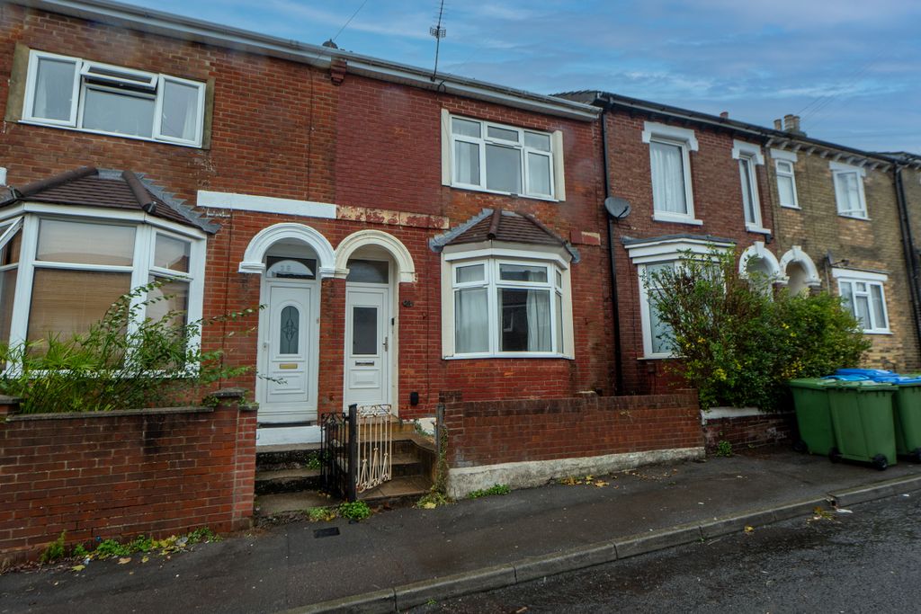 Property photo 1 of 26