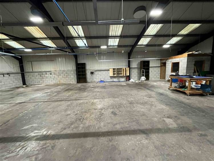 Property photo 2 of 7