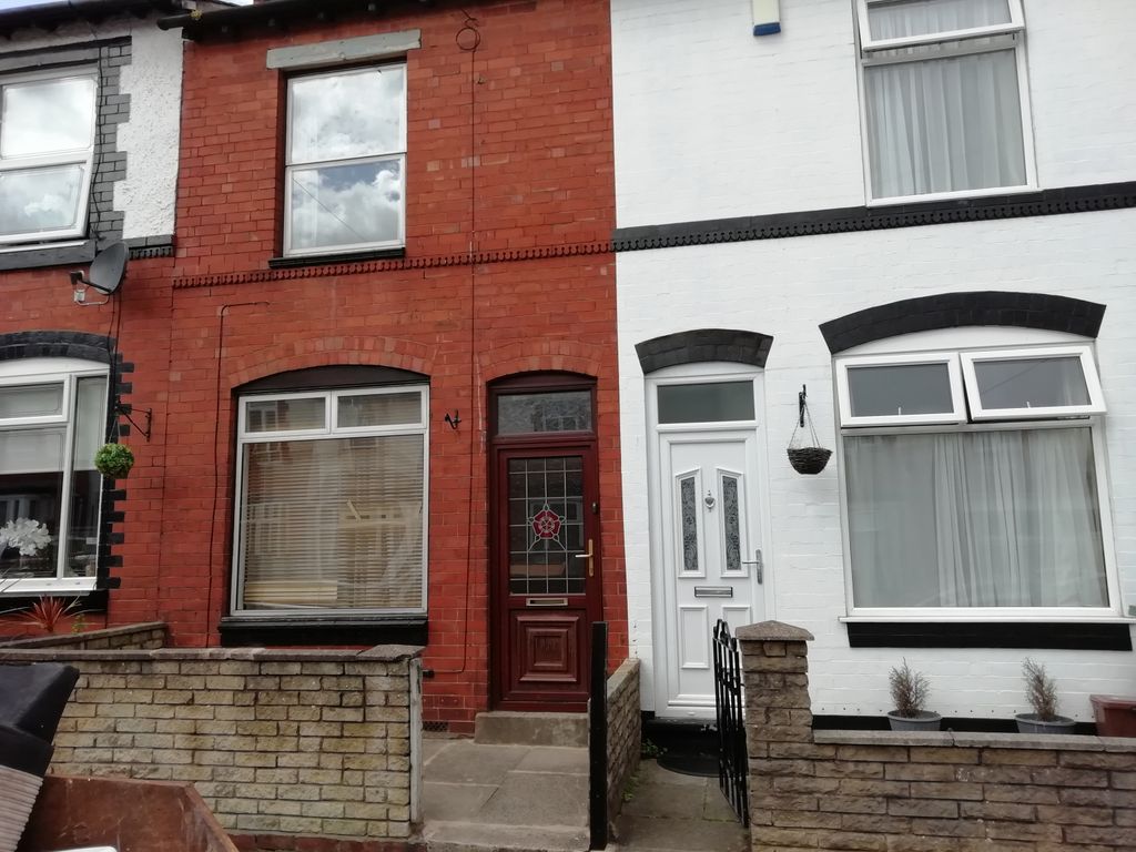 Property photo 1 of 16 2 Bedroom Terraced House To Let Smethwick B67
