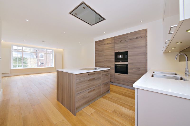 Property photo 1 of 12 Photo 26