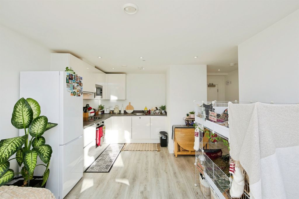 Additional image 8 of 1 bed flat for saleSylvester Close, Derby DE1