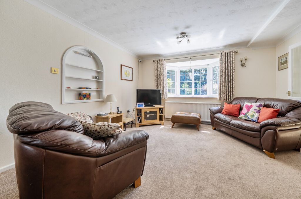 Property photo 3 of 13