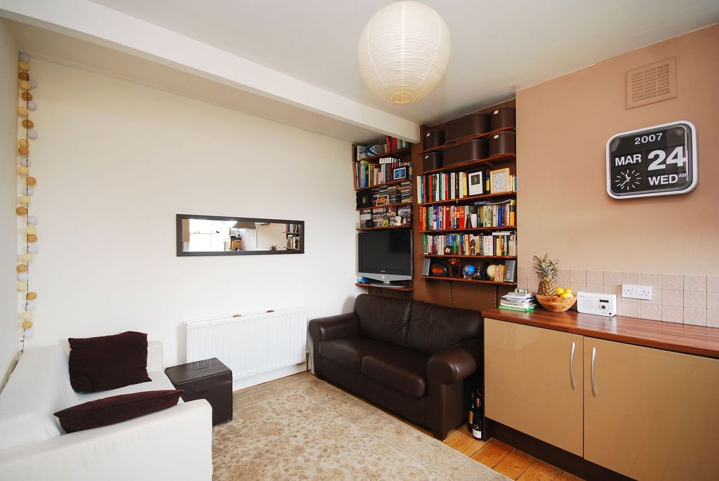 Property photo 2 of 24